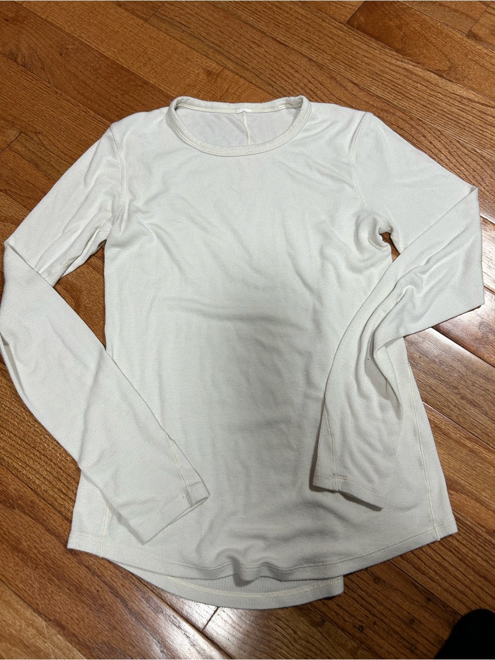 Lululemon Long Sleeve Crewneck Top - Cream large